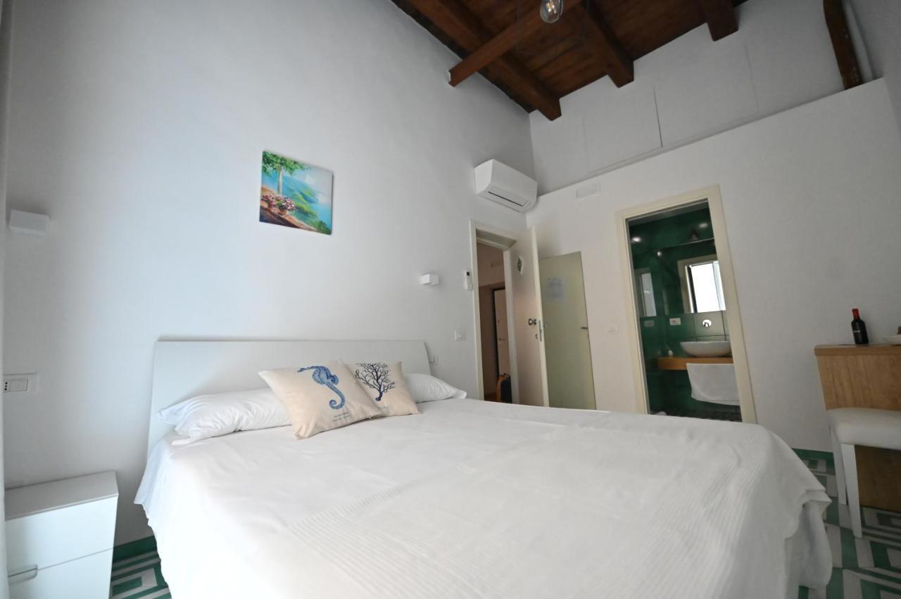 La Memolina B&B Salerno Dış mekan fotoğraf